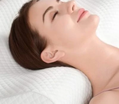 Apakah Bantal Anda Alasan Sebenarnya Anda Bangun dengan Leher Kaku? Inilah Kata Sains