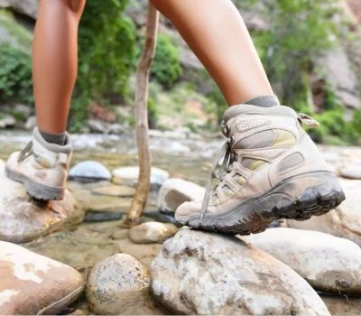 Mengukur Penurunan Navicular Melalui Pemindaian 3D Selama-Pejalan Kaki: Mengapa Kelelahan Lengkun...